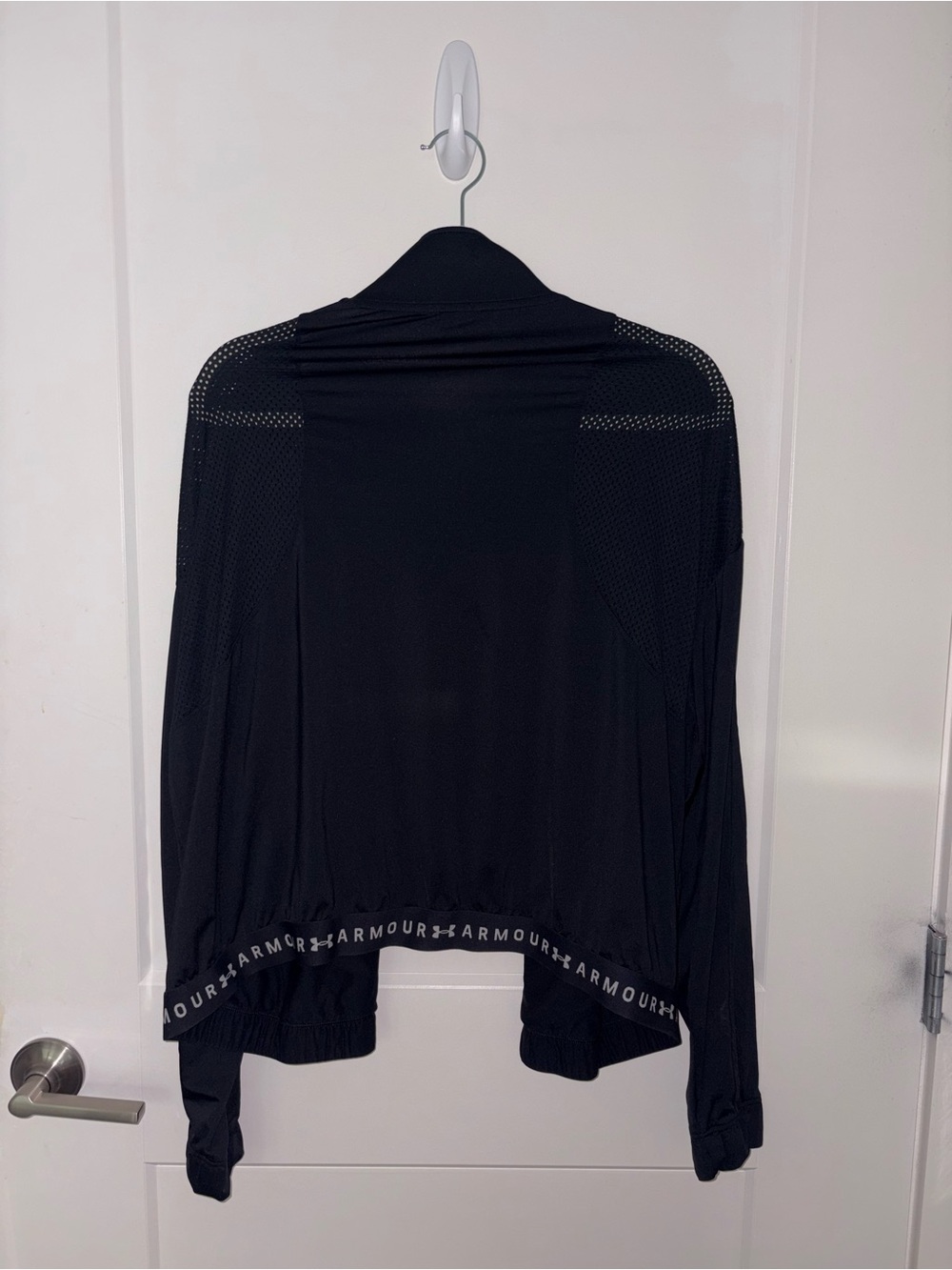 Under Armour Black Open-Back Lightweight Jacket